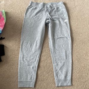 gray nike sweatpants size large